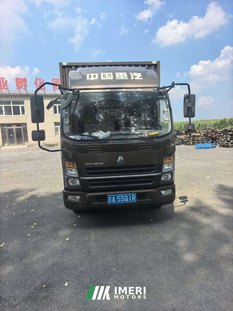 SINOTRUK HOWO Light Duty Truck Dream Chaser 140 hp 4X2 4.15 m - грузовик из Китая