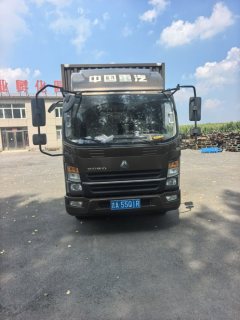 SINOTRUK HOWO Light Duty Truck Dream Chaser 140 hp 4X2 4.15 m - фото 1