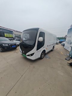 Guangtong 3.1T 2 4.99 m BEV van truck 41.86kWh electric truck - фото 1