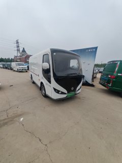 Guangtong 3.1T 2 4.99 m BEV van truck 41.86kWh electric truck - фото 3