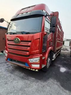 FAW Jiefang J6L 260 hp 4X2 6.75 m - фото 1