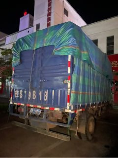 SINOTRUK HOWO Light Duty Truck Hanjiang 170 hp 4X2 4.15 m - фото 3