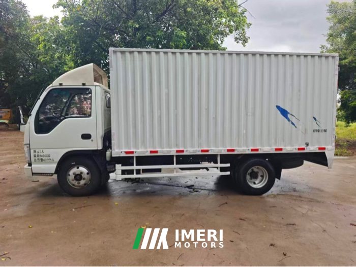Qingling Isuzu 100P 98 hp 4X2 4.25 m - грузовик из Китая