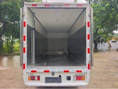 Qingling Isuzu 100P 98 hp 4X2 4.25 m - фото 11
