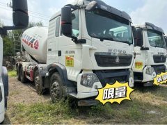 Sinotruk HOWO T5G 340 hp 8X4 - фото 1