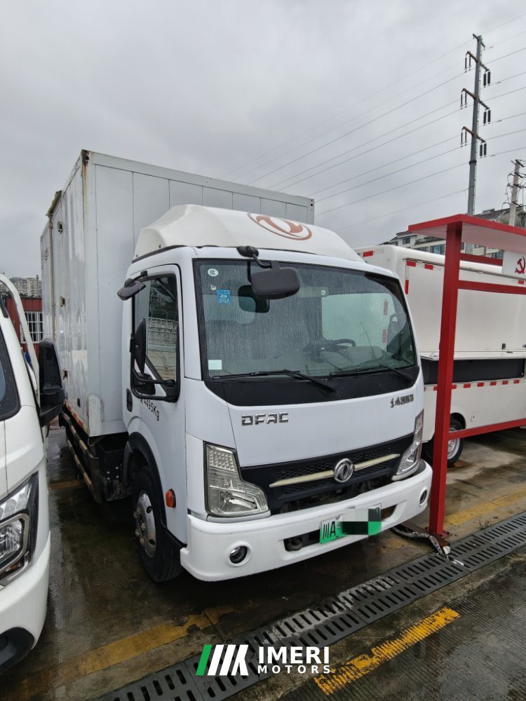 Dongfeng EV350 4.13 m - грузовик из Китая