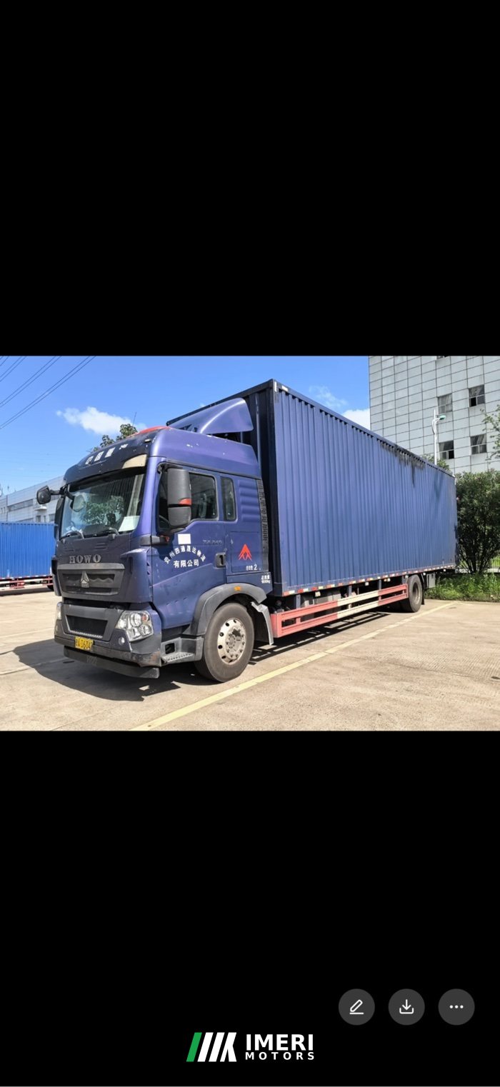 2020 Sinotruk HOWO TX7 240 hp 4X2 9.6 m