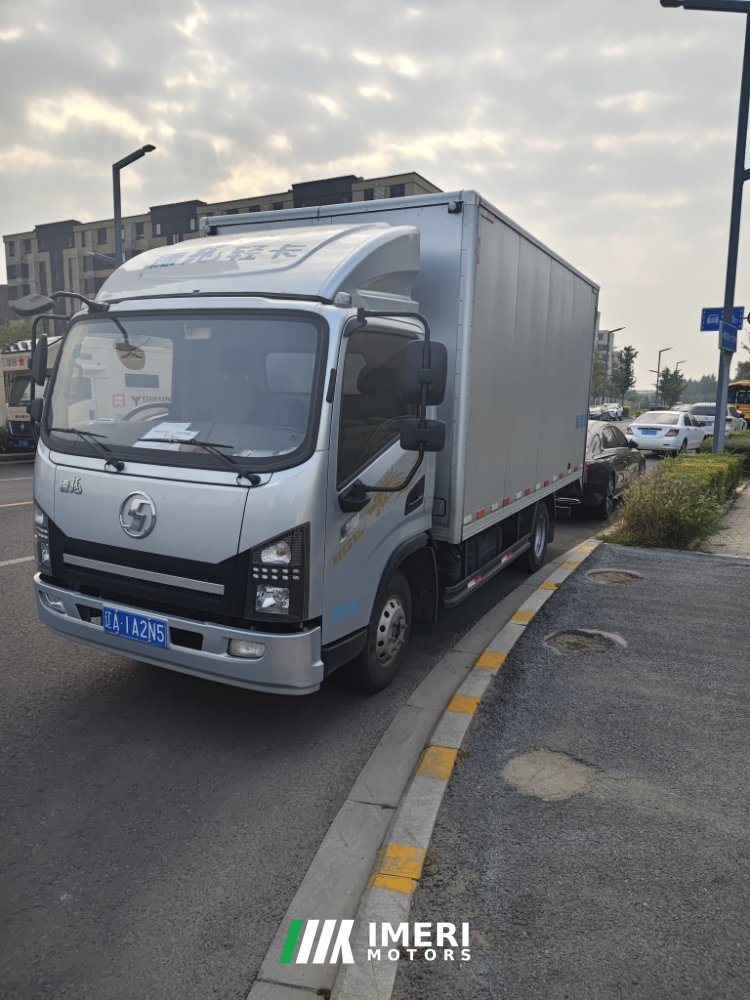 Shacman Delong Z1 150 hp 4X2 3.85 m - грузовик из Китая