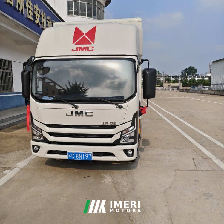 JMC + 146 hp 4X2 4.2 m - грузовик из Китая