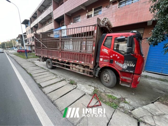 2019 FAW Jiefang J6L 240 hp 4X2 6.8 m