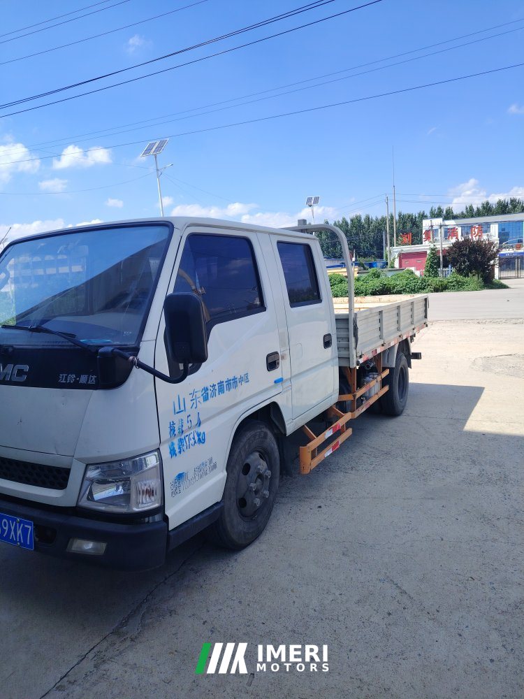 JMC 116 hp 4X2 3.3 m - грузовик из Китая