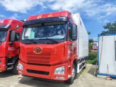 FAW Jiefang JH6 350 hp 4X2 6.8 m - фото 1