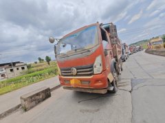 Sinotruk 220 hp 6X2 4.7 m - фото 3