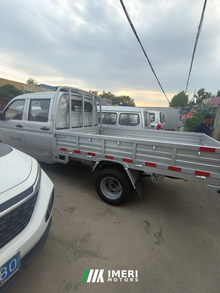 Wuling Rongguang New Cabin 136 hp 4X2 2.6 m - грузовик из Китая