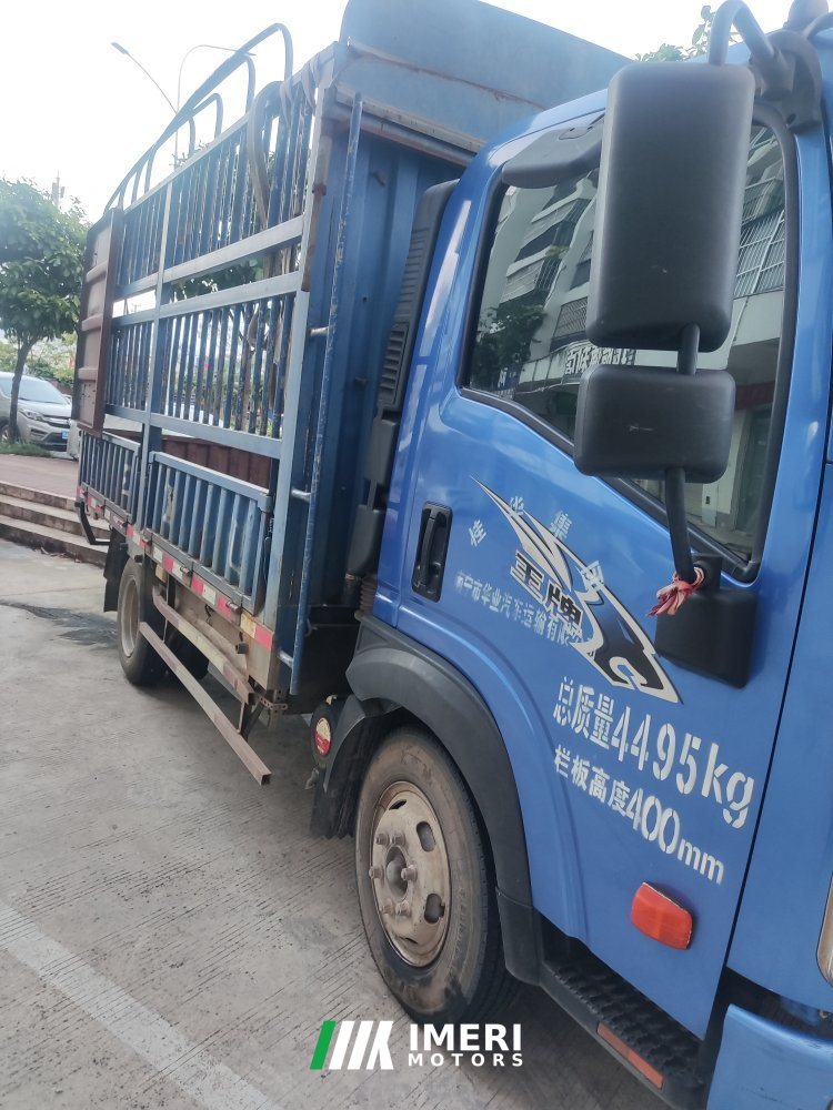 Sinotruk 210 hp 6X2 9.6 m - грузовик из Китая
