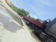 13.00 m x2558 m 3 stake body semi-trailer - фото 1