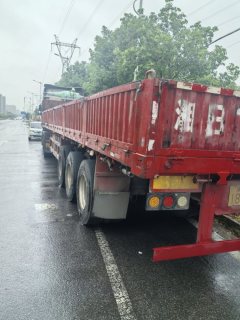 13.00 m x2558 m 3 stake body semi-trailer - фото 2
