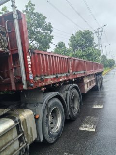13.00 m x2558 m 3 stake body semi-trailer - фото 5