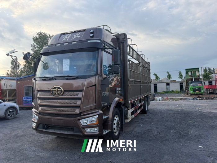 FAW Jiefang J6L 260 hp 4X2 6.75 m - грузовик из Китая