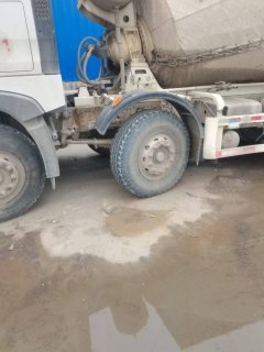 Sinotruk HOWO TX7 340 hp 8X4 - фото 3