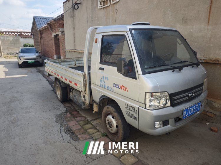 2020 Foton 112 hp 4X2 3.05 m