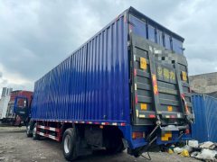 Dongfeng Liuzhou Chenglong H5 245 hp 6X2 9.7 m - фото 4