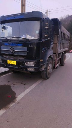 Dongfeng D3 245 hp 6X2 4.8 m - фото 3