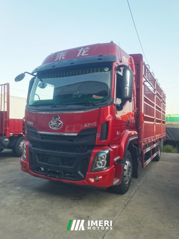 2023 Dongfeng Liuzhou Chenglong H5 270 hp 4X2 6.8 m