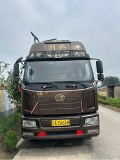 FAW Jiefang J6L 240 hp 4X2 6.8 m - фото 1
