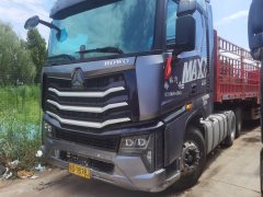 Sinotruk HOWO TS7 590 hp 6X4 - фото 1