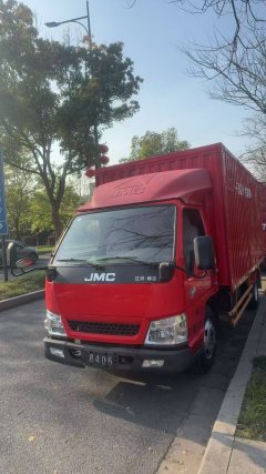 JMC 116 hp 4X2 4.21 m - фото 1