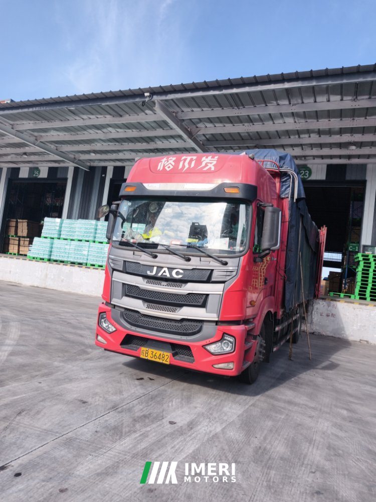 2021 JAC Gallop Gelfa A5 240 hp 4X2 6.8 m