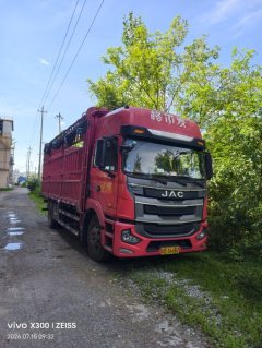 JAC Gallop Gelfa A5 240 hp 4X2 6.8 m - фото 2