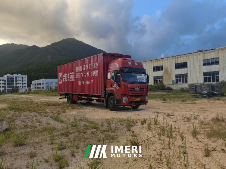 FAW Jiefang JK6 300 hp 4X2 9.78 m - грузовик из Китая