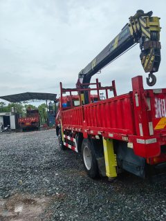 Dongfeng D17 220 hp 4X2 4.5 m - фото 7