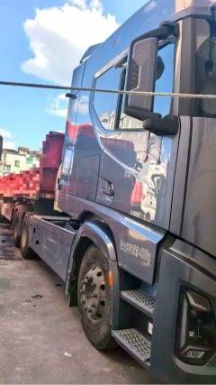 Foton Auman 5 580 hp 6X4 - фото 2