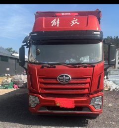 FAW Jiefang JK6 300 hp 4X2 9.78 m - фото 2