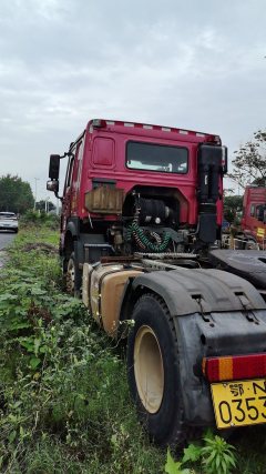 Sinotruk HOWO TX7 340 hp 4X2 - фото 2