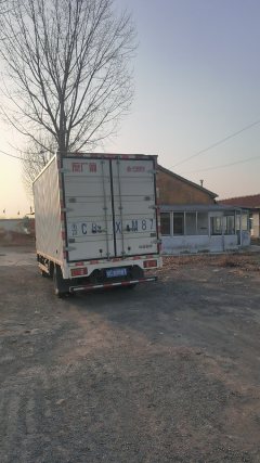 SINOTRUK HOWO Light Duty Truck Commander 180 hp 4X2 3.85 m - фото 1