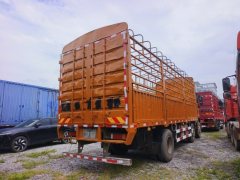 Dongfeng Liuzhou Chenglong H5 290 hp 6X2 7.8 m - фото 2
