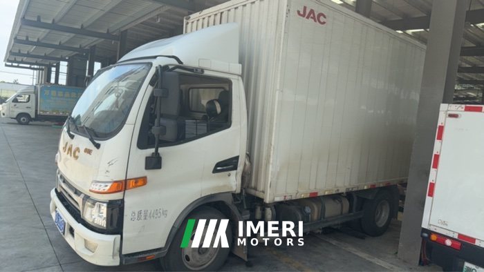 2022 JAC Shuailing E 131 hp 4X2 4.2 m