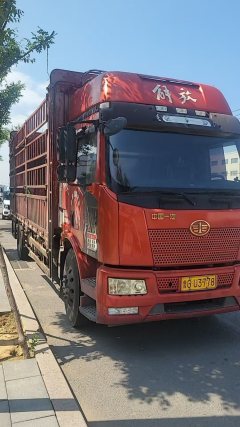 FAW Jiefang J6L 240 hp 4X2 6.2 m - фото 2