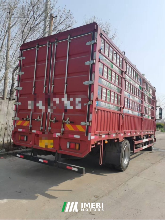 2023 Dongfeng Liuzhou Chenglong M3 185 hp 4X2 5.7 m