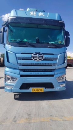 FAW Jiefang J7 600 hp 6X4 - фото 1