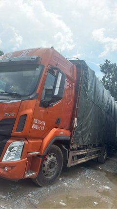 Dongfeng Liuzhou Chenglong H5 245 hp 4X2 6.8 m - фото 3