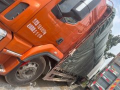 Dongfeng Liuzhou Chenglong H5 245 hp 4X2 6.8 m - фото 4