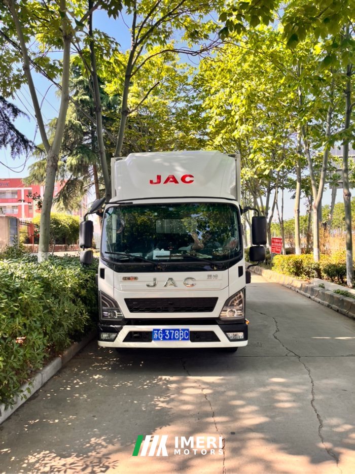 2023 JAC J6 150 hp 4X2 4.2 m