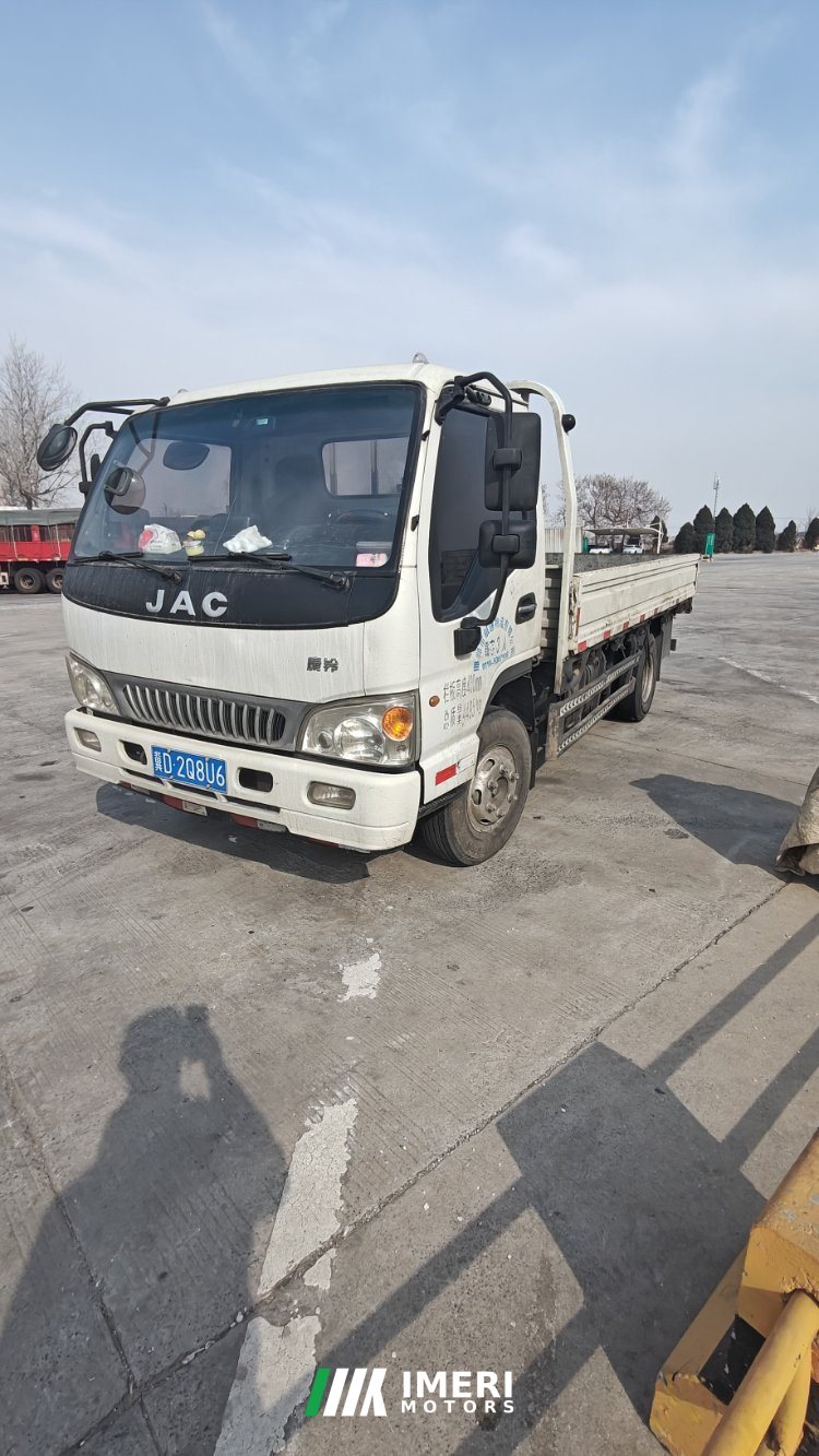 2019 JAC H5 156 hp 4X2 4.18 m
