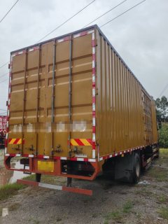 Dongfeng Liuzhou Chenglong H5 290 hp 4X2 9.7 m - фото 3