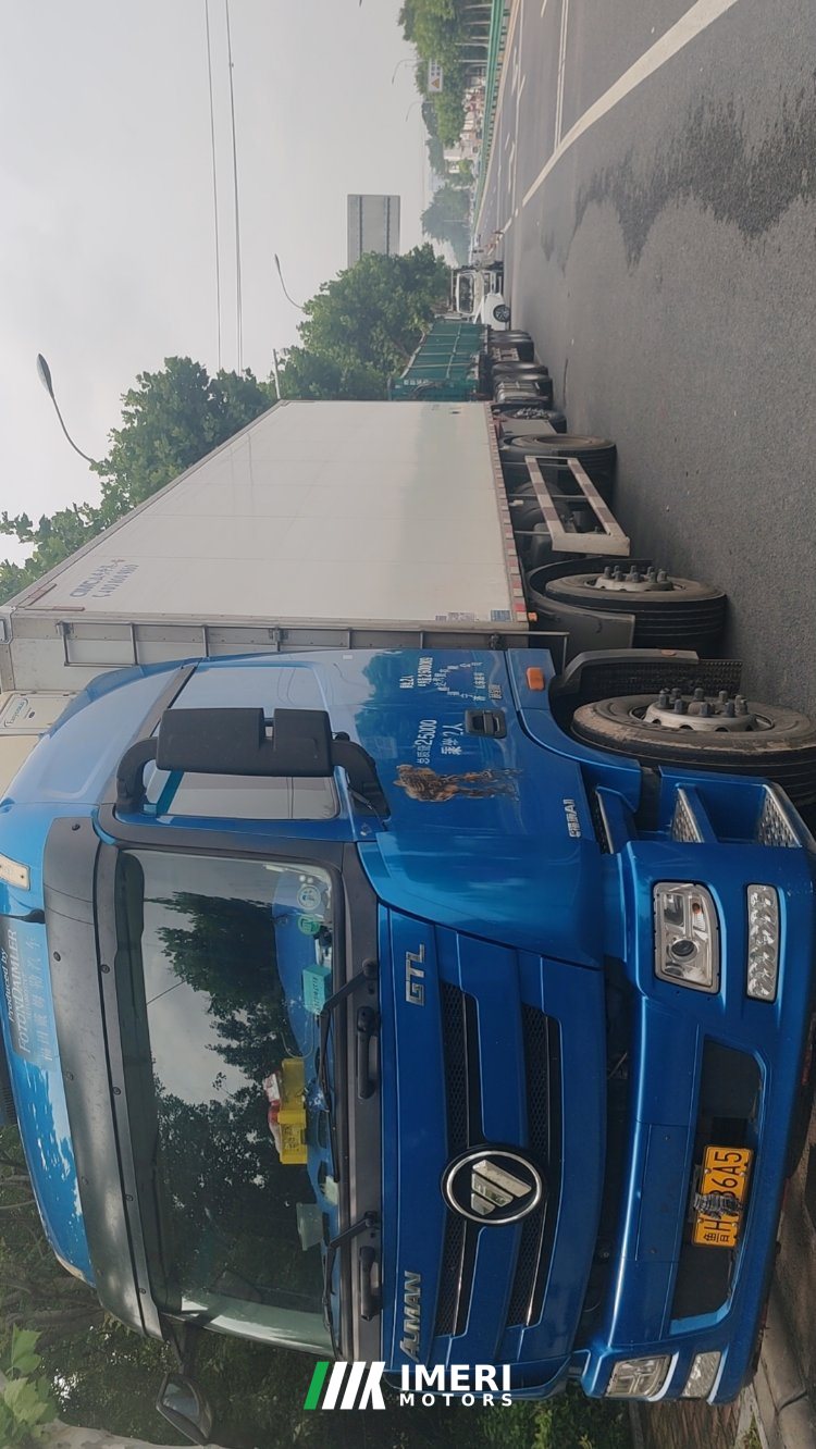 2022 Foton Auman GTL 320 hp 6X2 9.6 m